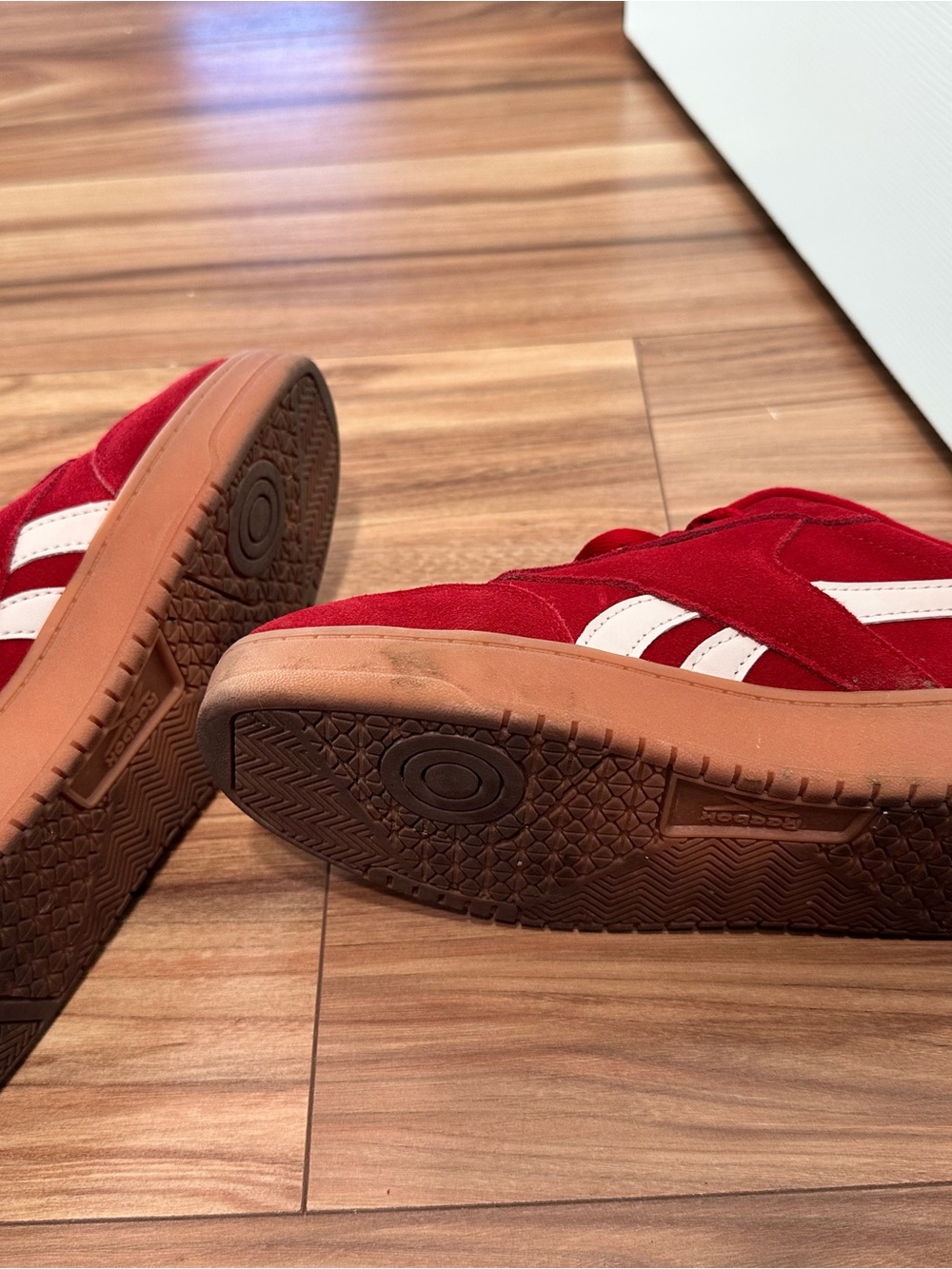 Reebok Red Suede Sneakers with White Logo Stripe womens 8 very gently used - Picture 5 of 5